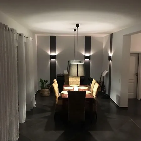 Willa Nad Jeziorem Dadaj Villa